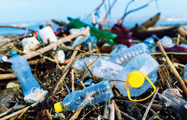 Global treaty in sight for plastics battle