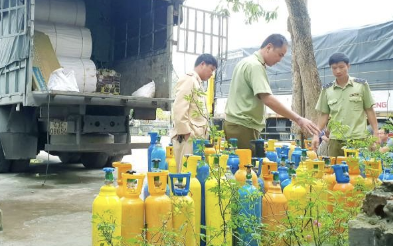 Kiểm soát chặt chẽ các hóa chất lưỡng dụng có khả năng sử dụng để sản xuất vũ khí hóa học