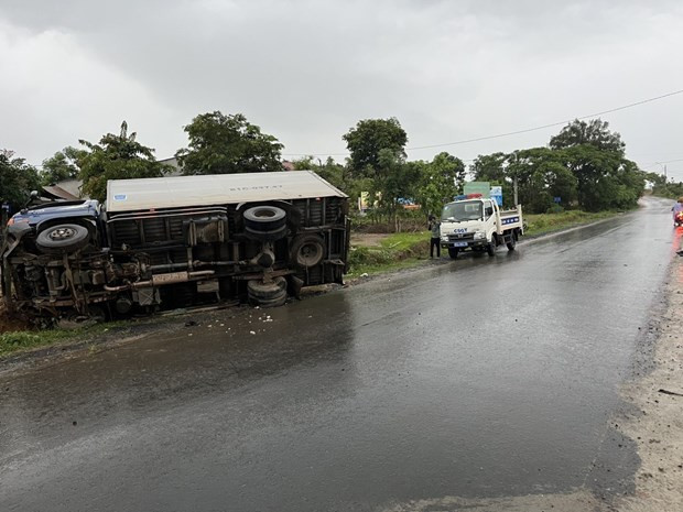 Traffic accidents decline over seven months hinh anh 1