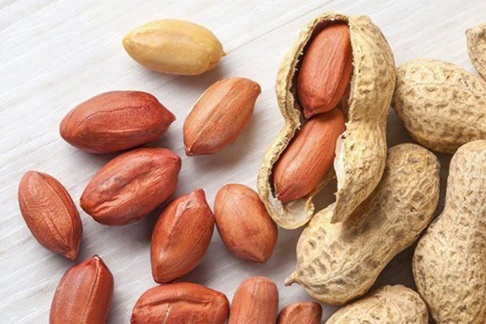Ăn lạc có tác dụng gì cho sức khỏe? Những ai không nên ăn?