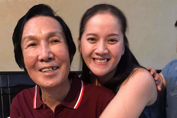 Con gái Vũ Linh: 'Tôi không lấy trộm tiền hay chửi mắng cha!'