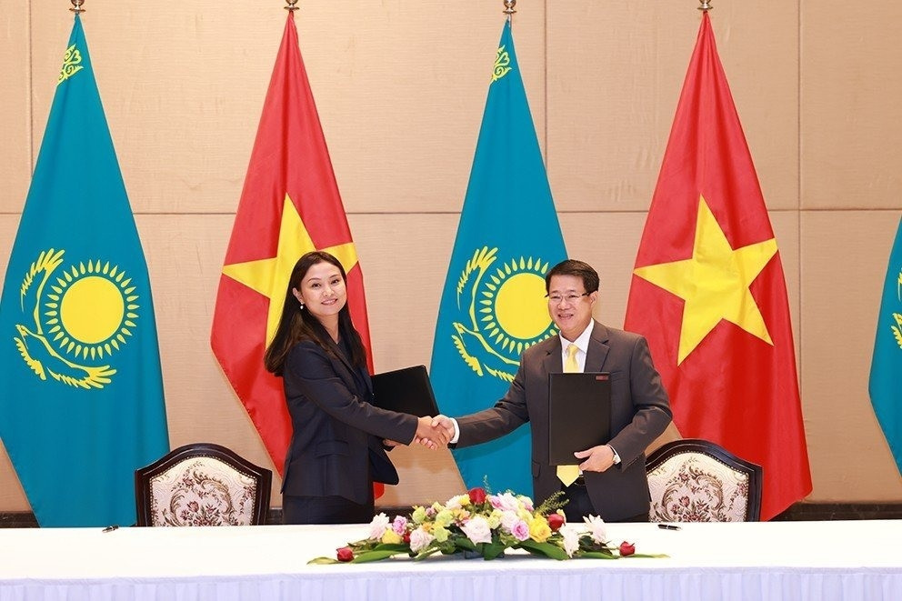 Bưu điện Việt Nam và Bưu chính Kazakhstan hợp tác về thương mại điện tử