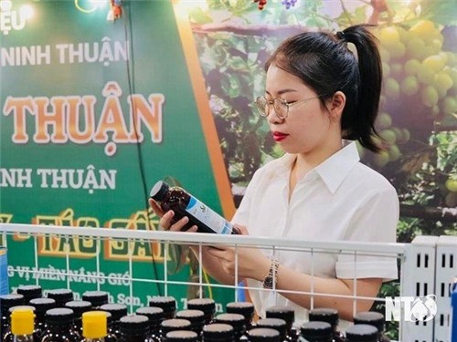 Hỗ trợ doanh nghiệp, hợp tác xã đưa nông sản, sản phẩm OCOP lên sàn