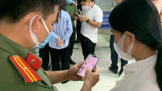 Vietnam still facing challenges in developing online public services ảnh 1