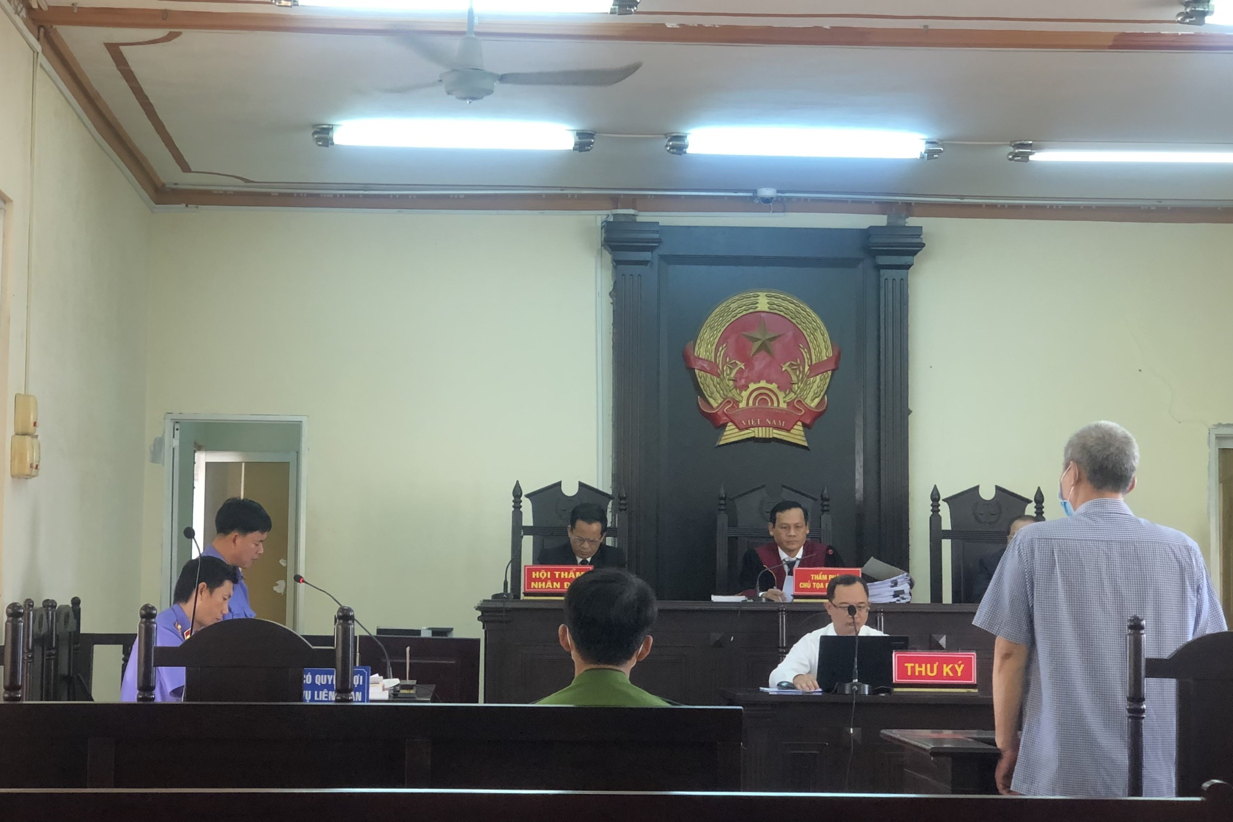 Cựu phó chánh án ở Bạc Liêu ép hối lộ tiền, tình bị phạt 4 năm tù