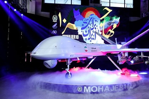 Iran trình làng UAV mang nhiều vũ khí, bay được liên tục 24 giờ