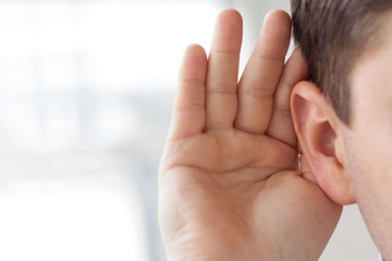 Từ dấu hiệu ù tai, nam thanh niên đột ngột bị điếc