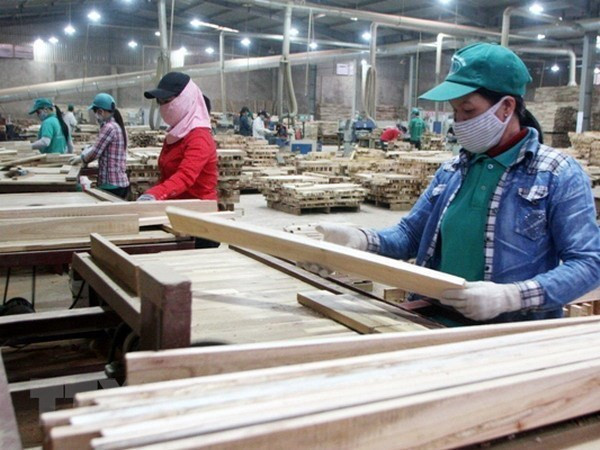 US extends enquiries into imported Vietnamese wooden cabinets