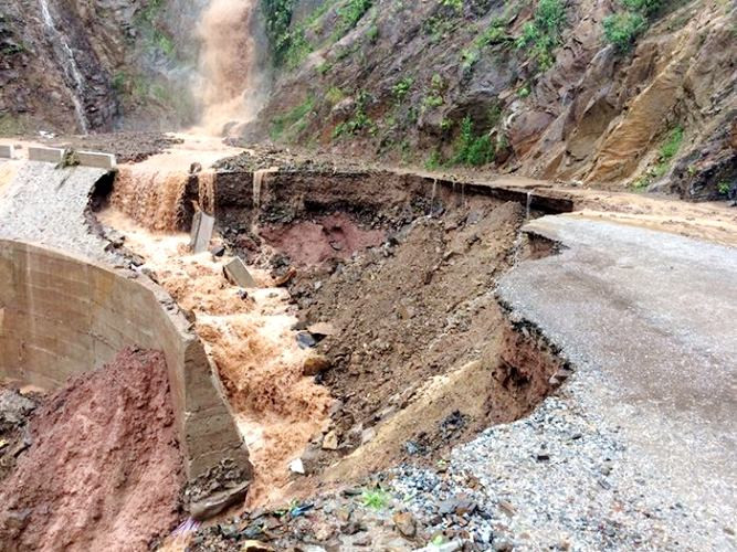 Rainfall continues to pose risk of floods and landslides across VN
