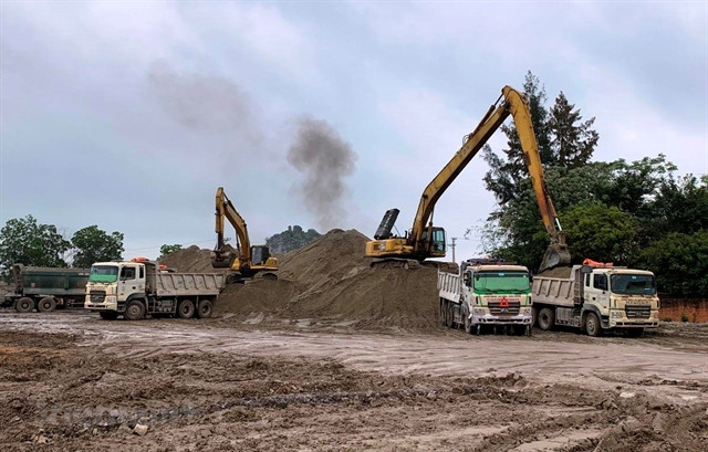 Transport Ministry to assess river sand exploitation in Mekong Delta