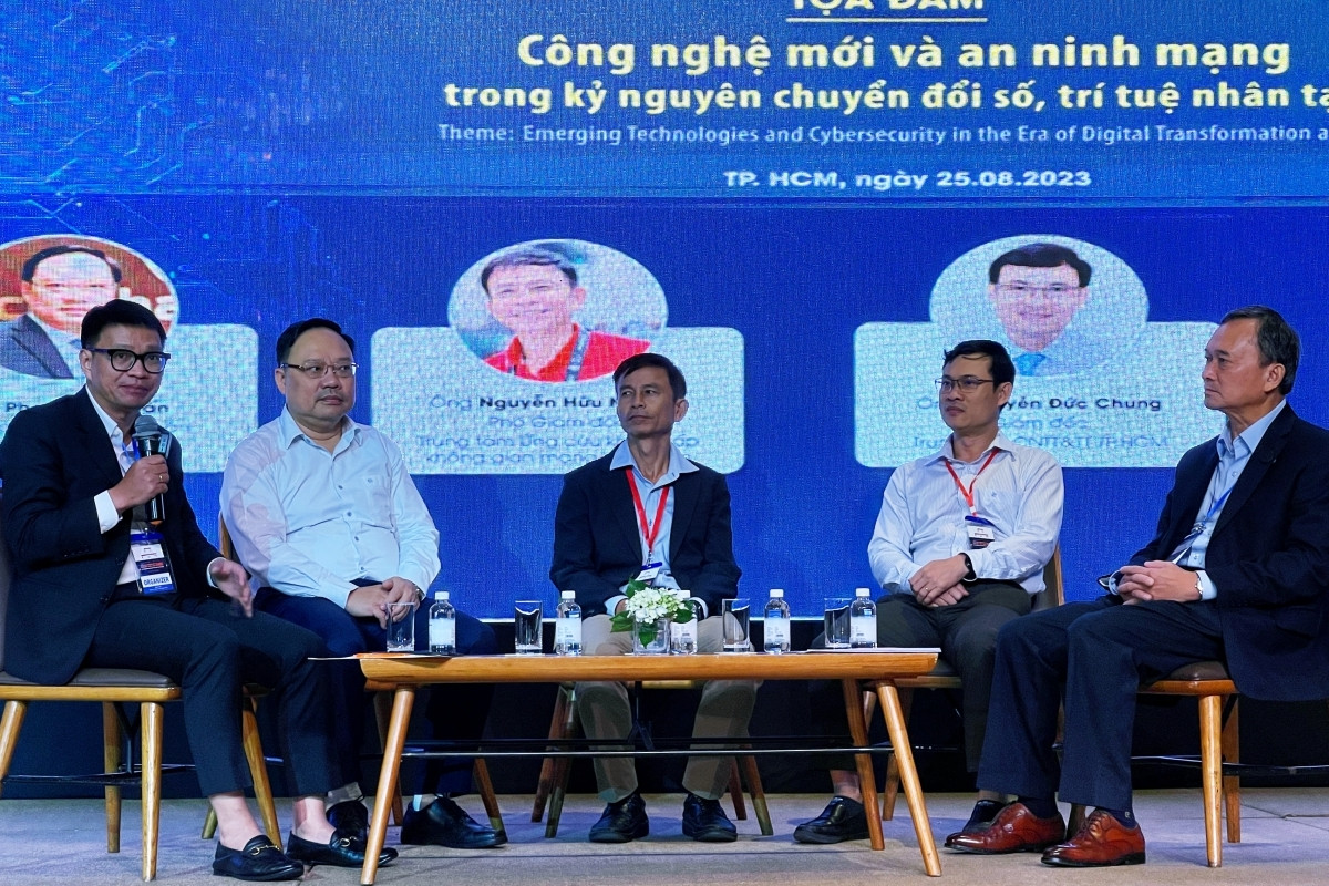 Ngân hàng Nhà nước sẽ xử lý triệt để tài khoản ngân hàng không chính chủ