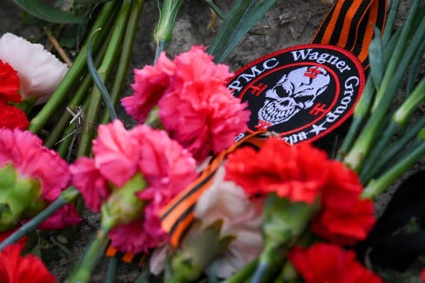 Nga yêu cầu lính tình nguyện tuyên thệ, châu Âu lo Mỹ buộc Ukraine đàm phán