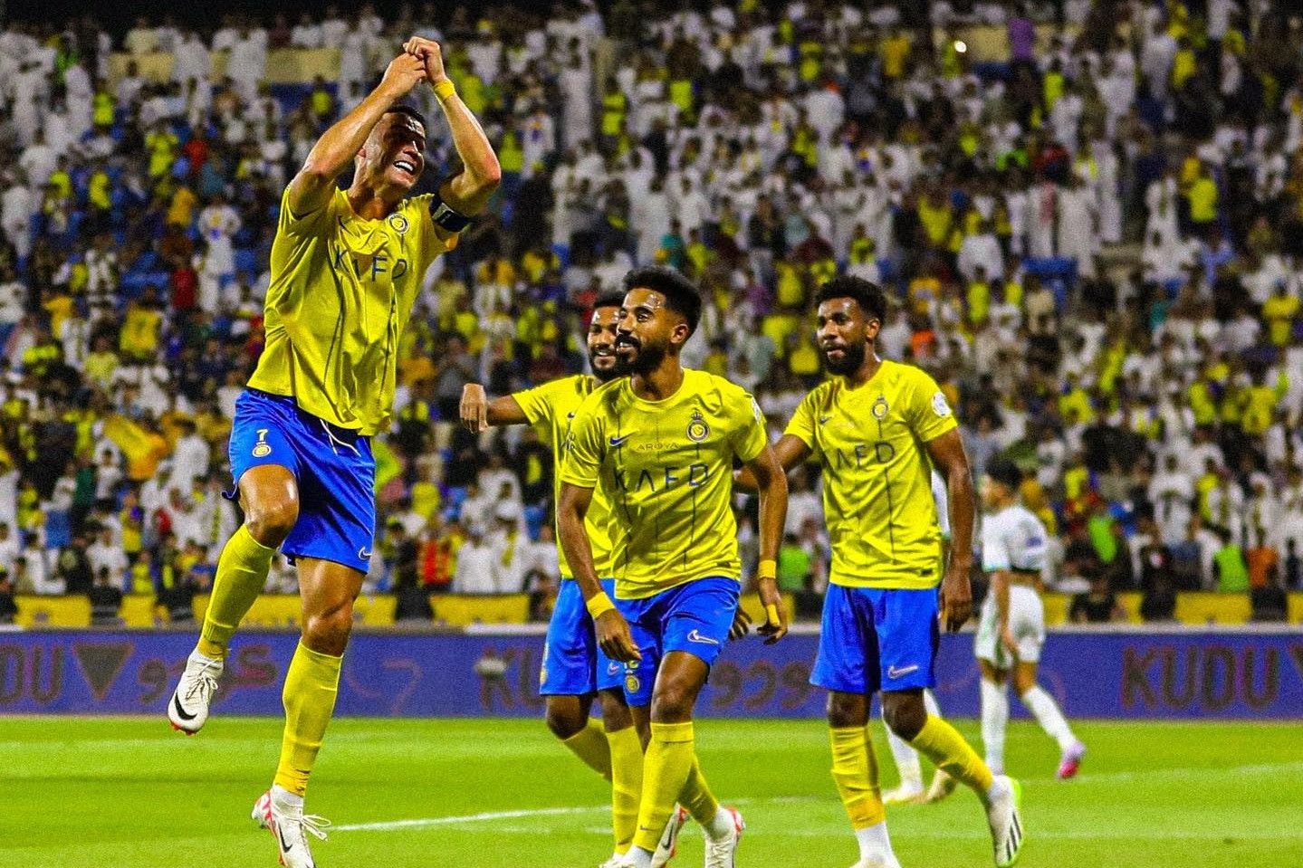 Ronaldo lập hat-trick, Al-Nassr thắng hoành tráng