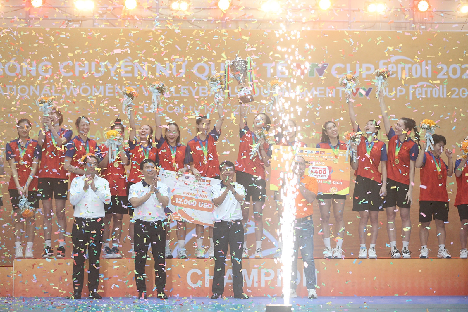 Thắng trận 'derby', Việt Nam 1 vô địch VTV Cup 2023