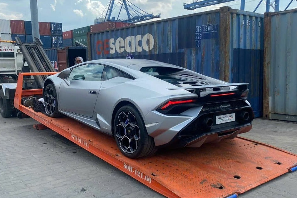 Thêm đại gia Việt tậu siêu xe Lamborghini Huracan Tecnica, giá trên 19 tỷ đồng