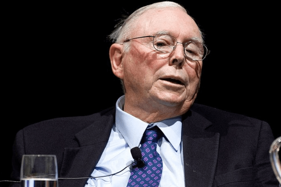 Tỷ phú 96 tuổi Charles Munger có 6 quy tắc để sống lâu và hạnh phúc