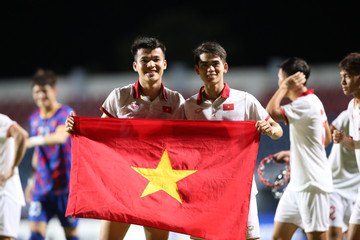 Báo Indonesia chất vấn cay đắng HLV Shin khi lại thua U23 Việt Nam