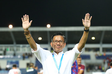 HLV Hoàng Anh Tuấn tiết lộ chiêu đánh bại Indonesia ở loạt luân lưu