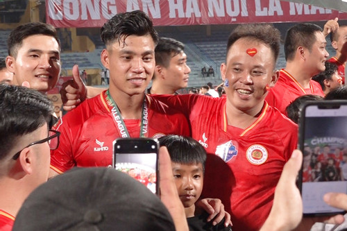 Lần đầu vô địch V-League, Văn Thanh tiếc nuối nhớ về Hoàng Anh Gia Lai