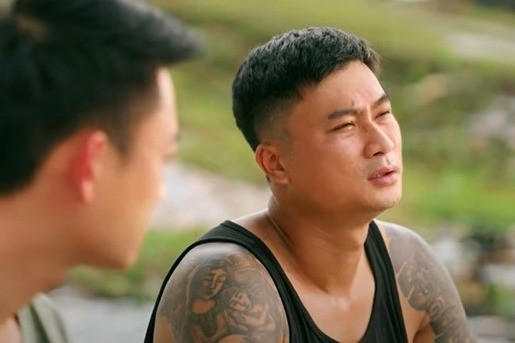 'Làng trong phố' tập 21: Hiếu mặc cảm vì quá khứ bất hảo từng đi tù