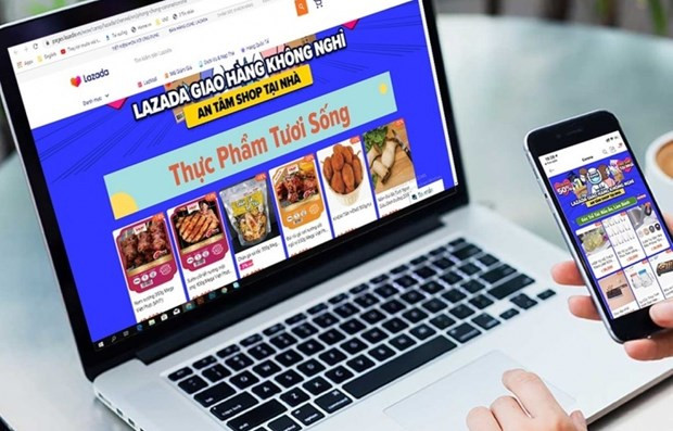 Vietnamese exporters shift toward e-commerce hinh anh 1