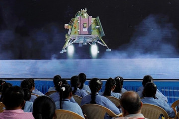 Ấn Độ lấy ngày hạ cánh xuống Mặt Trăng làm 'Ngày Vũ trụ quốc gia'