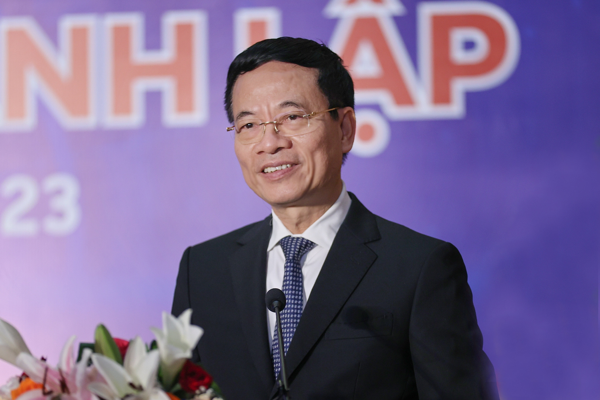 Bộ trưởng Nguyễn Mạnh Hùng gửi thư chúc mừng nhân ngày truyền thống ngành TT&TT