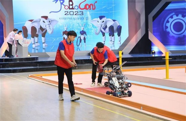 Vietnam ranks third at ABU Robocon 2023 in Cambodia hinh anh 1