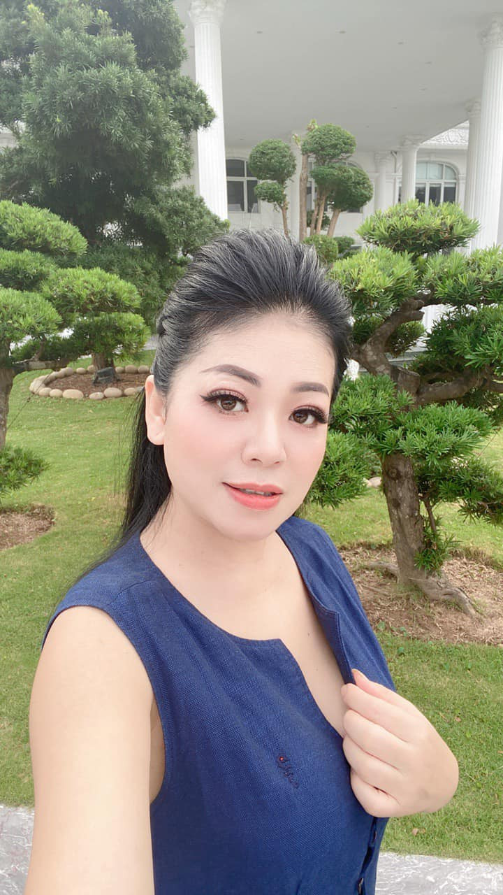 Ca sĩ hiếm hoi có học vị tiến sĩ Anh Thơ: Xinh đẹp, cho con đi du lịch 7 nước trong một tháng - Ảnh 3.