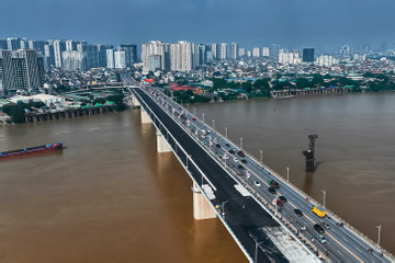 Cầu Vĩnh Tuy giai đoạn 2 thông xe, các phương tiện lưu thông thế nào?