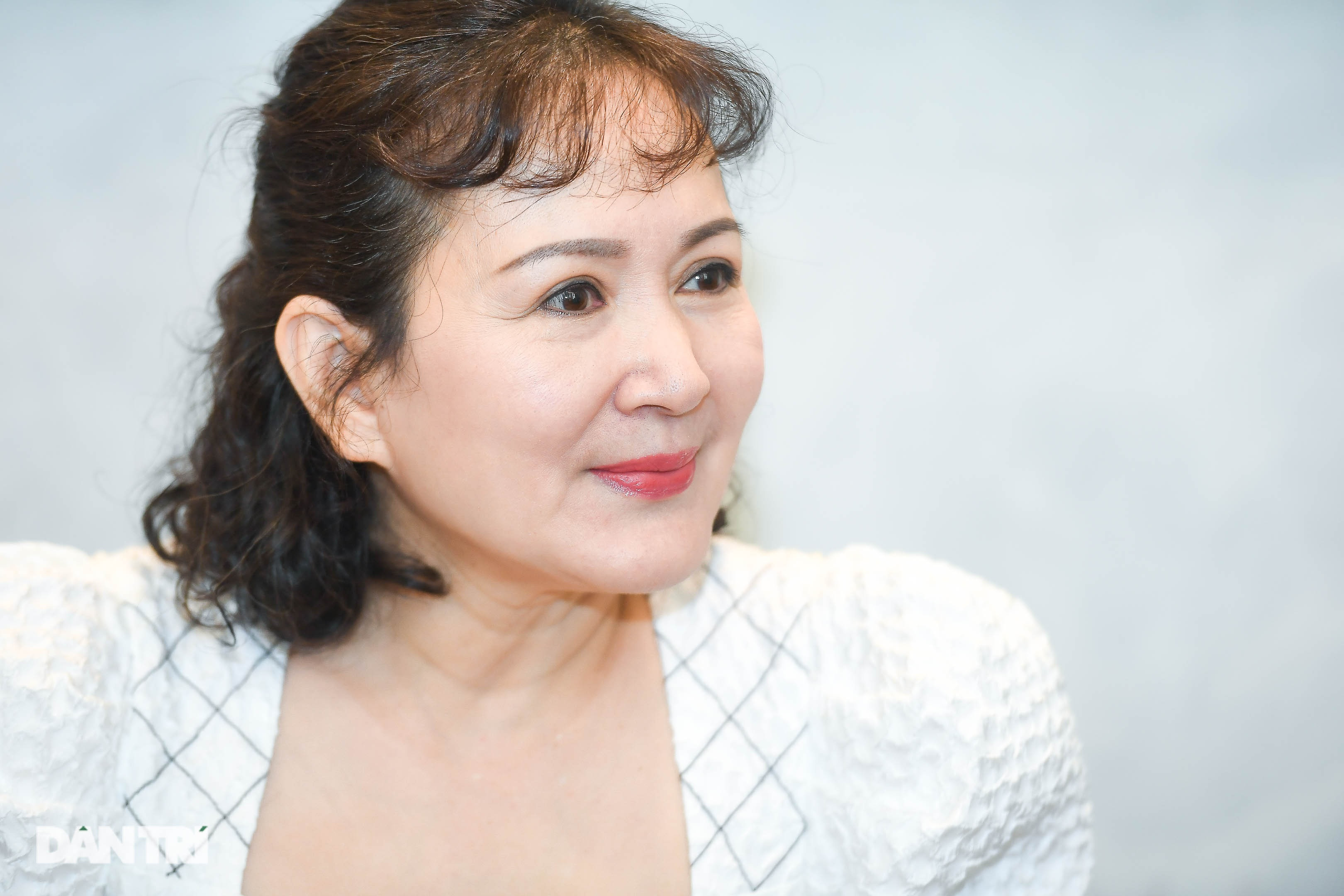 Minh Hòa: Nữ hoàng ảnh lịch thập niên 90, tiết lộ bất ngờ về Lê Tuấn Anh - 13