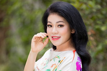 Ca sĩ Anh Thơ U50 ngày càng đẹp, con gái Trương Ngọc Ánh như 'công chúa'