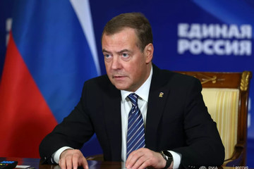 Ông Medvedev tiết lộ số người ký hợp đồng với quân đội Nga từ đầu năm