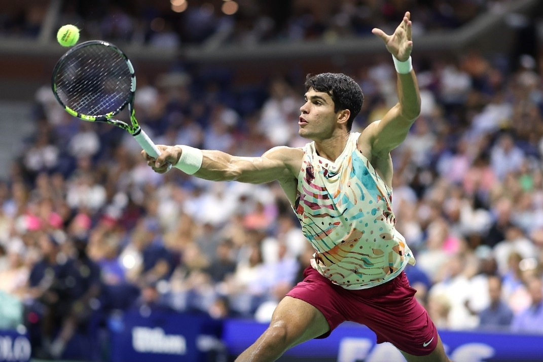 Carlos Alcaraz vào vòng 2 US Open khi đối thủ bỏ cuộc