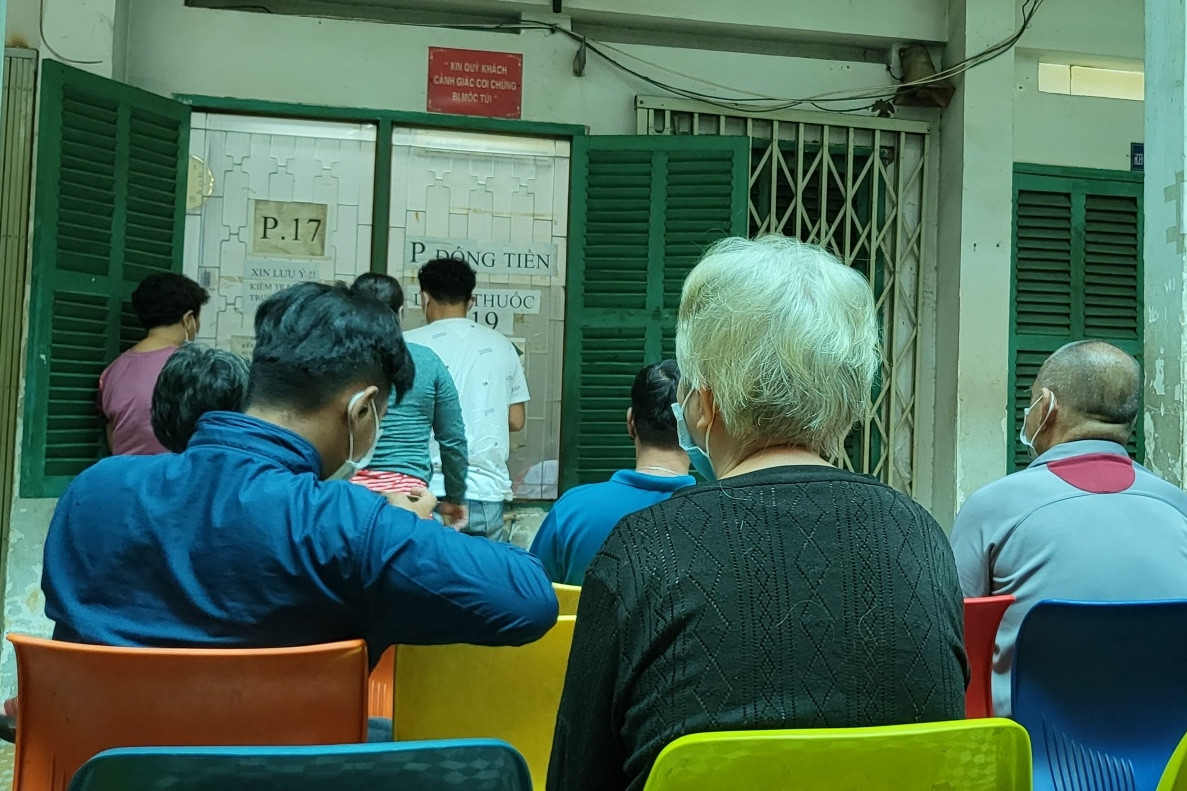 HCMC doctors receive hundreds of calls for emergency aid for depressed patients