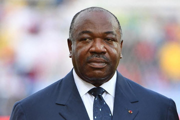 Tổng thống Gabon bị quản thúc tại gia