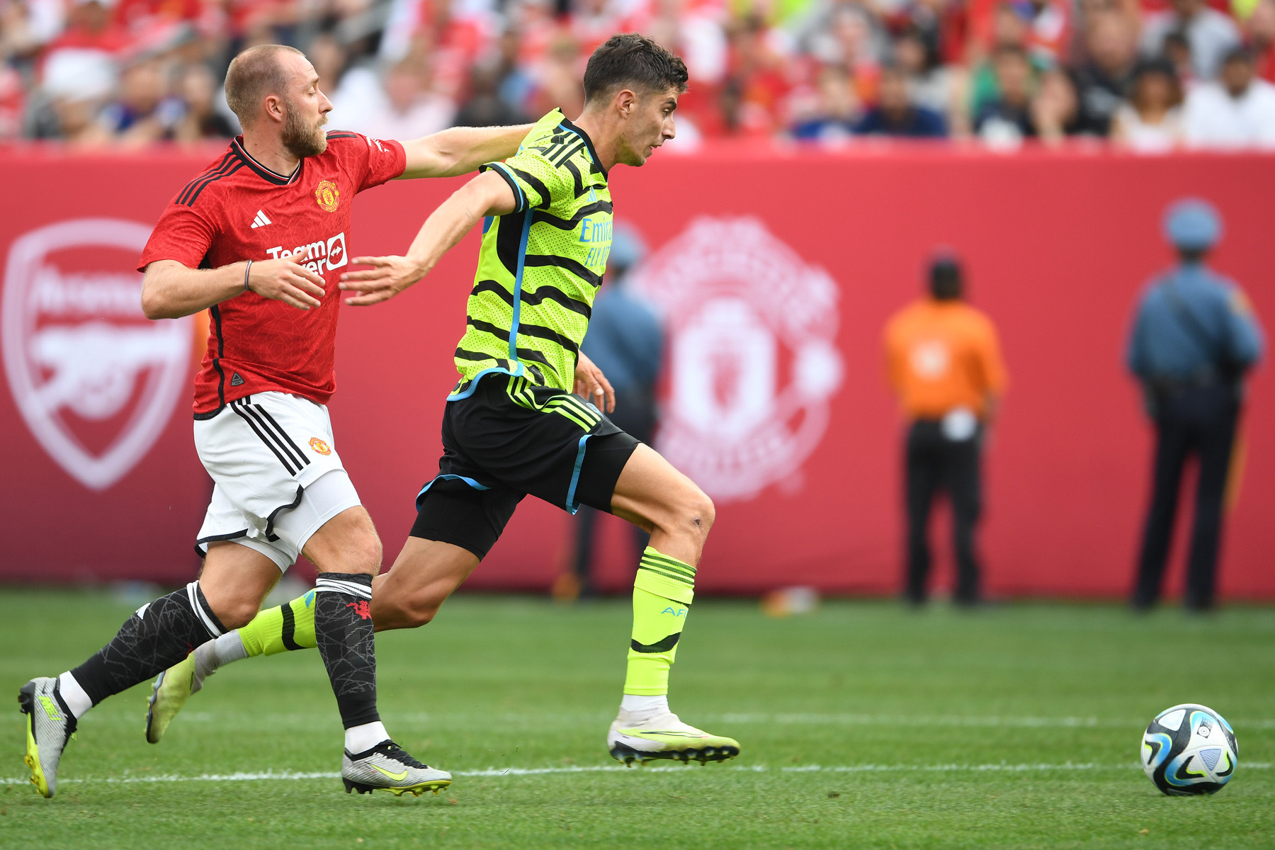 MU đấu Arsenal: 3 bài toán chờ Erik ten Hag