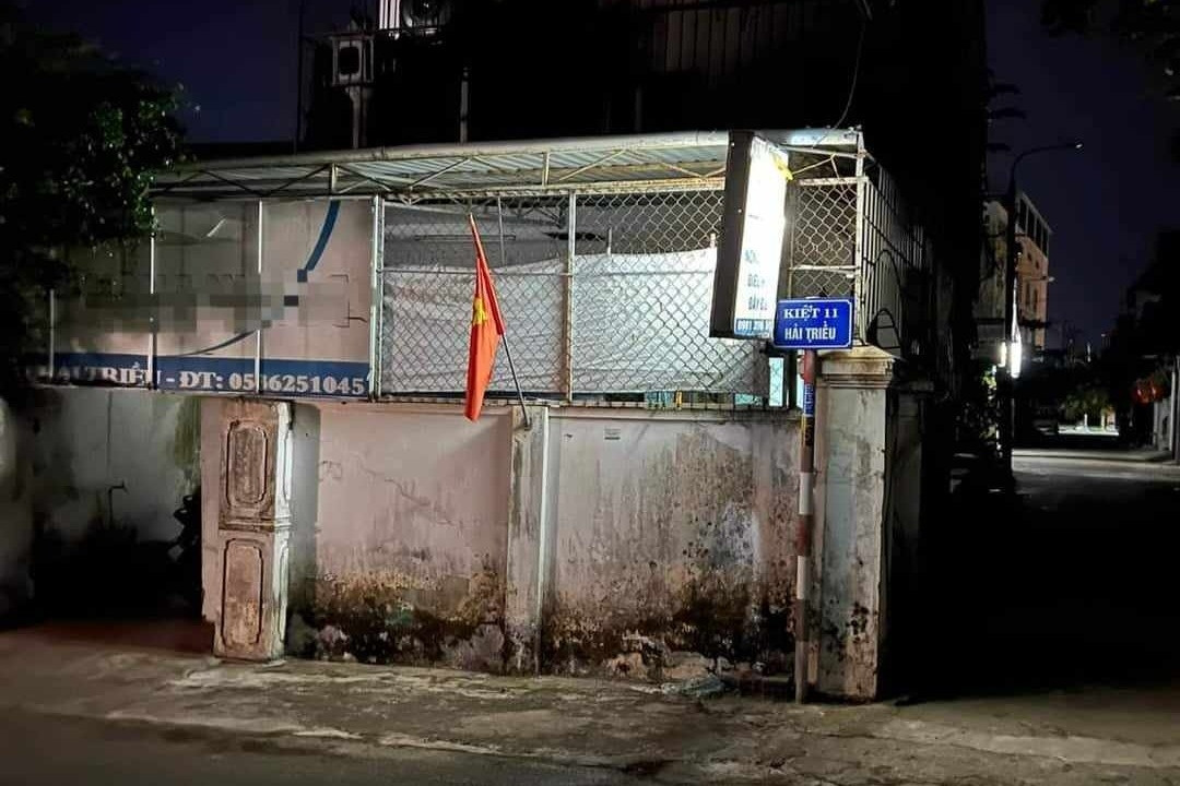 Chủ nhà nghỉ bị khởi tố vì môi giới mại dâm, thu lợi 100 nghìn đồng