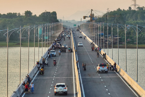 Cao tốc QL45 - Nghi Sơn trước ngày thông xe