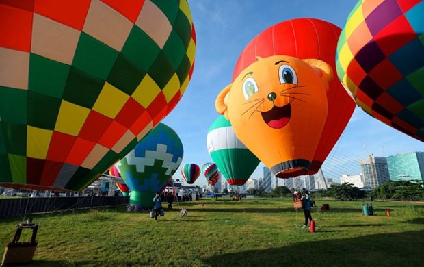 HCM City to hold hot-air balloon show to celebrate National Day hinh anh 1