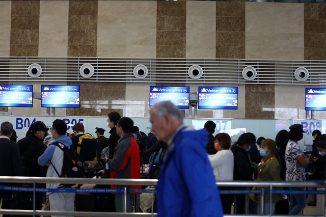 Holiday travel: Air security increased, ticket sales stagnant