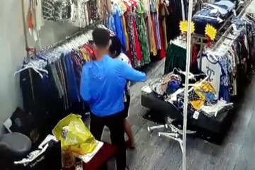 Thanh niên dùng dao khống chế nữ chủ cửa hàng, cướp tài sản đã ra đầu thú