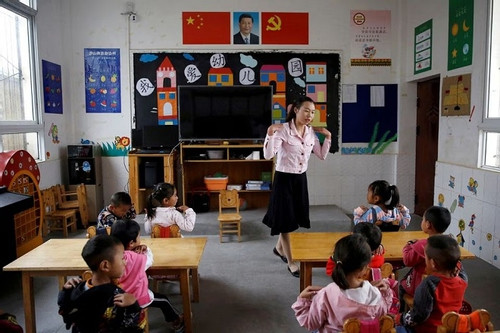 Thành phố ở Trung Quốc thi hành chính sách đặc biệt để nhiều phụ nữ sinh con