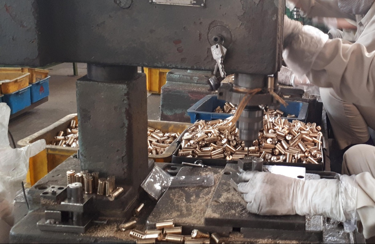 Hàng trăm dự án sắp hết hạn muốn tiếp tục hoạt động: Có lo ô nhiễm, lạc hậu?