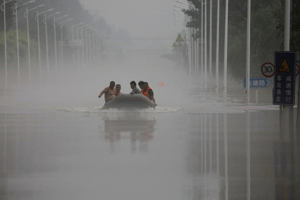 Ít nhất 30 người chết do mưa lũ đổ xuống Bắc Kinh và các thành phố lân cận