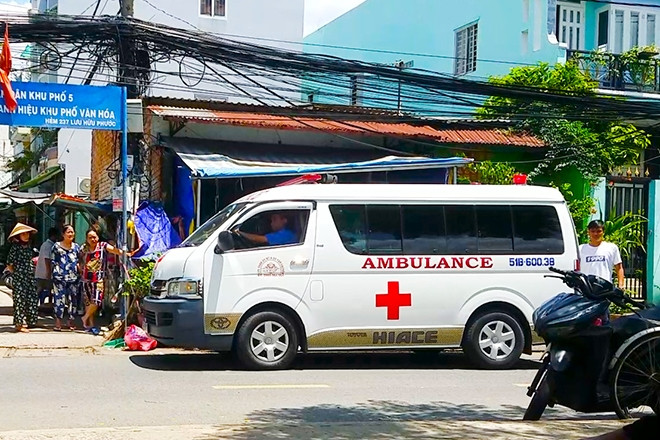 TP.HCM: Phát hiện thi thể nam giới trôi trên kênh Đôi