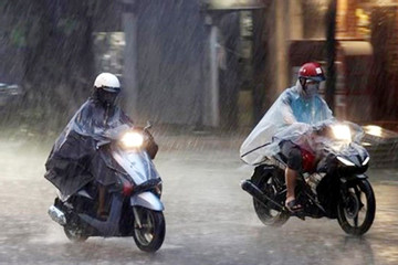 Dự báo thời tiết 7/8: Bắc Bộ còn mưa to, Quảng Trị đến Ninh Thuận nắng gắt