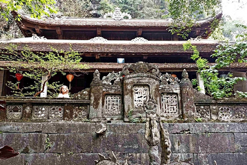 Ngôi chùa hơn 500 năm tuổi được mệnh danh 'Nam thiên đệ nhị động' ở Ninh Bình