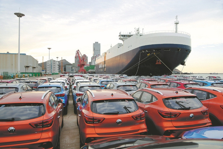 Nhờ xe điện, Trung Quốc vượt Nhật, soán ngôi xuất khẩu ô tô lớn nhất thế giới