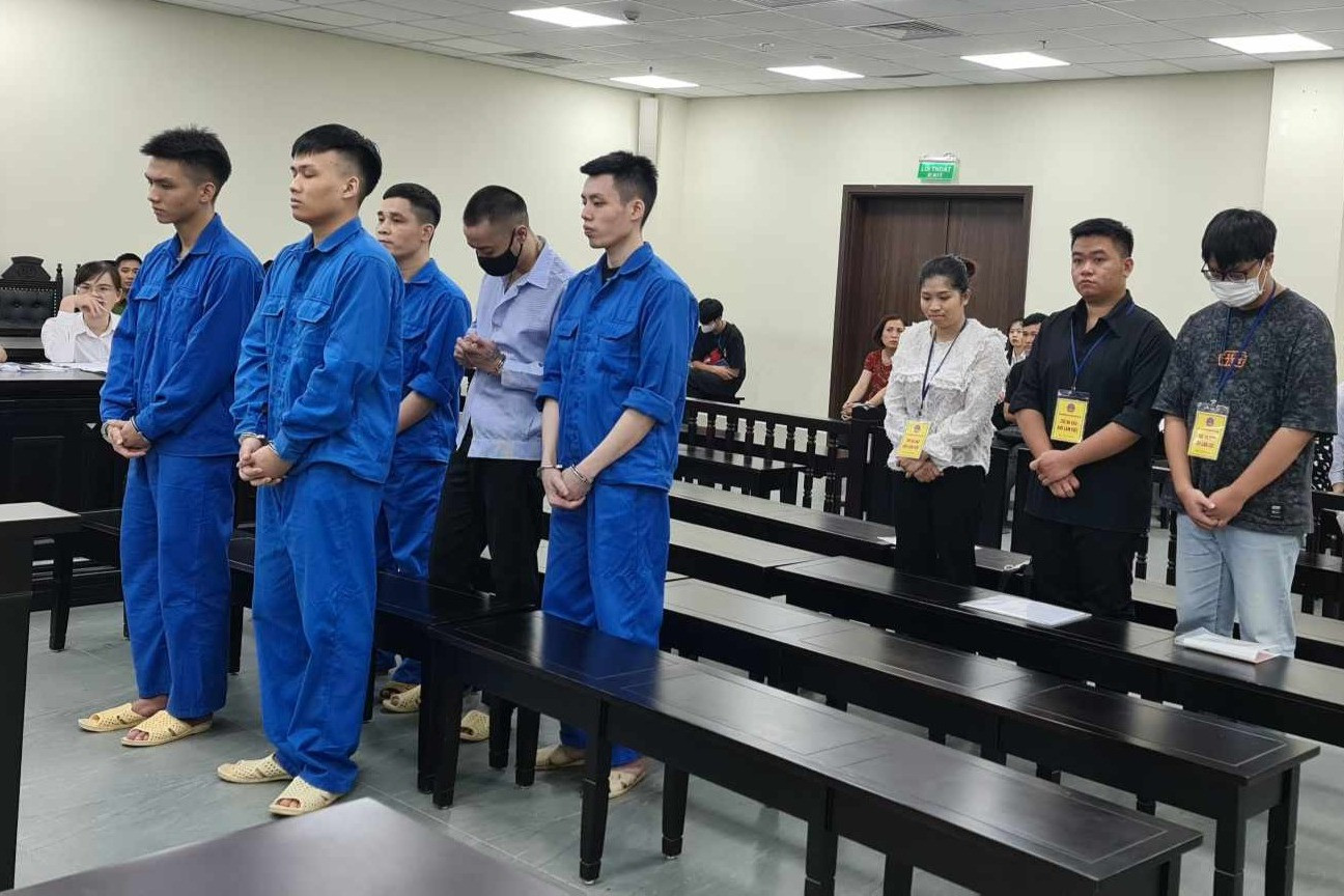 Chiêu tinh vi chiếm đoạt tiền của khách hàng mở thẻ tín dụng tại FE Credit